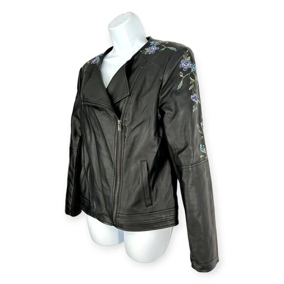G by Giuliana | Medium | Black Vegan Leather Floral Embroidered Moto Jacket - Picture 4 of 9